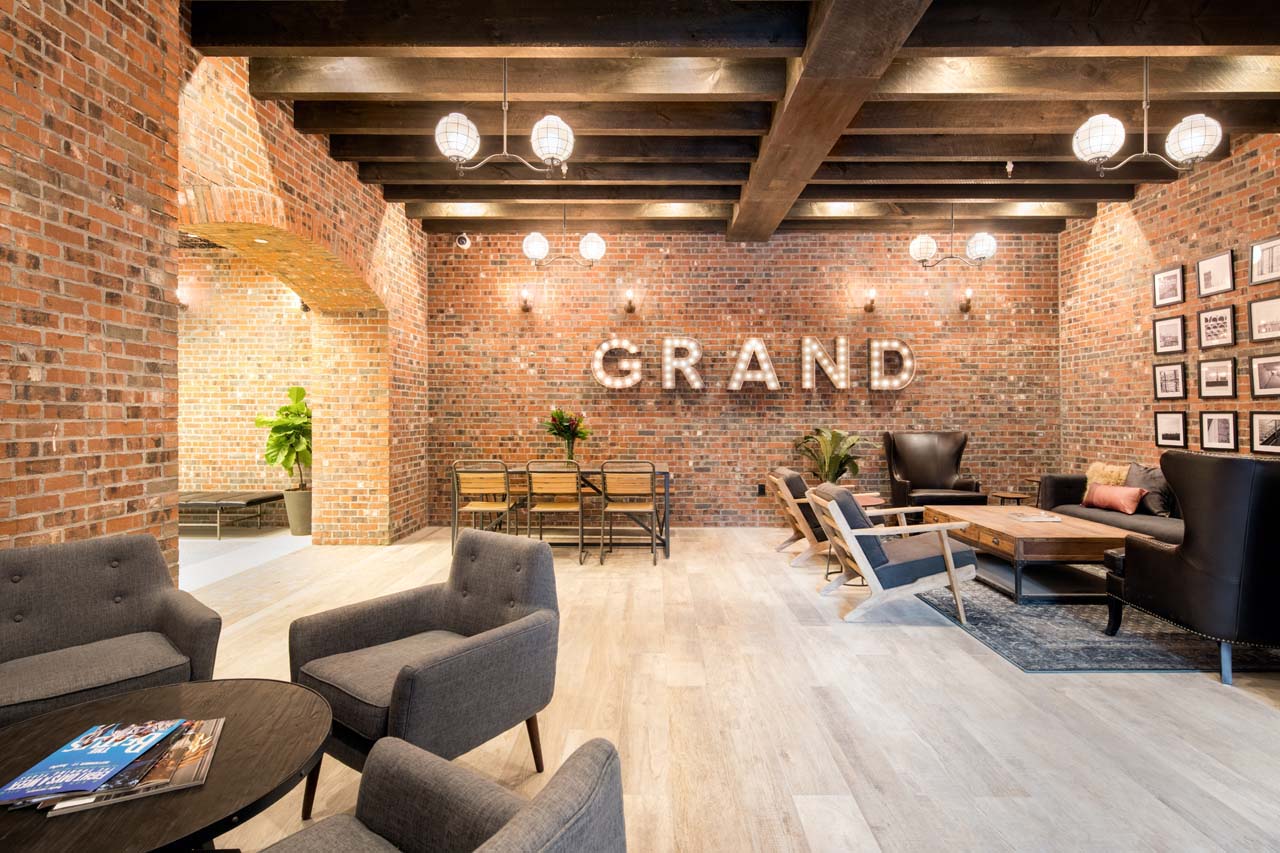 774_Grand_The_Brooklyn_Grand_lobby-1