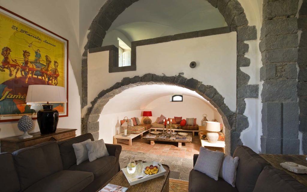Think Sicily Rocca delle Tre Contrade living room_copyright Moreno Maggi