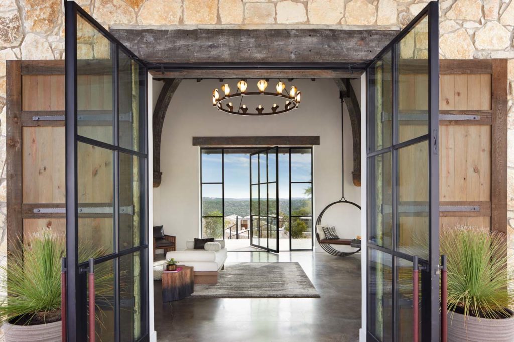 Miraval Austin-JamesBaigrie_MiravalAustin_arrivalcenter_0859